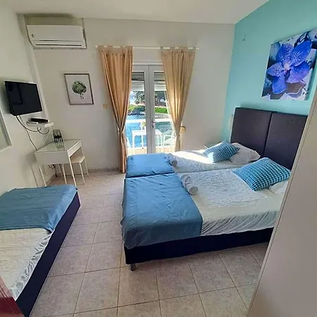 Aparthotel Sunset_apartments Only 15 Meters From The Sea Néos Marmarás